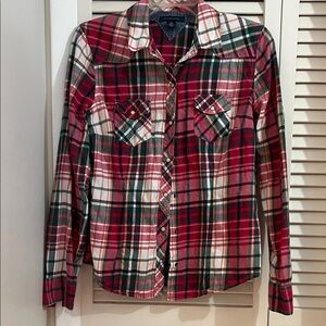Tommy Hilfiger Women’s Medium Red White & Green Plaid Pearl Snap-Up Shirt